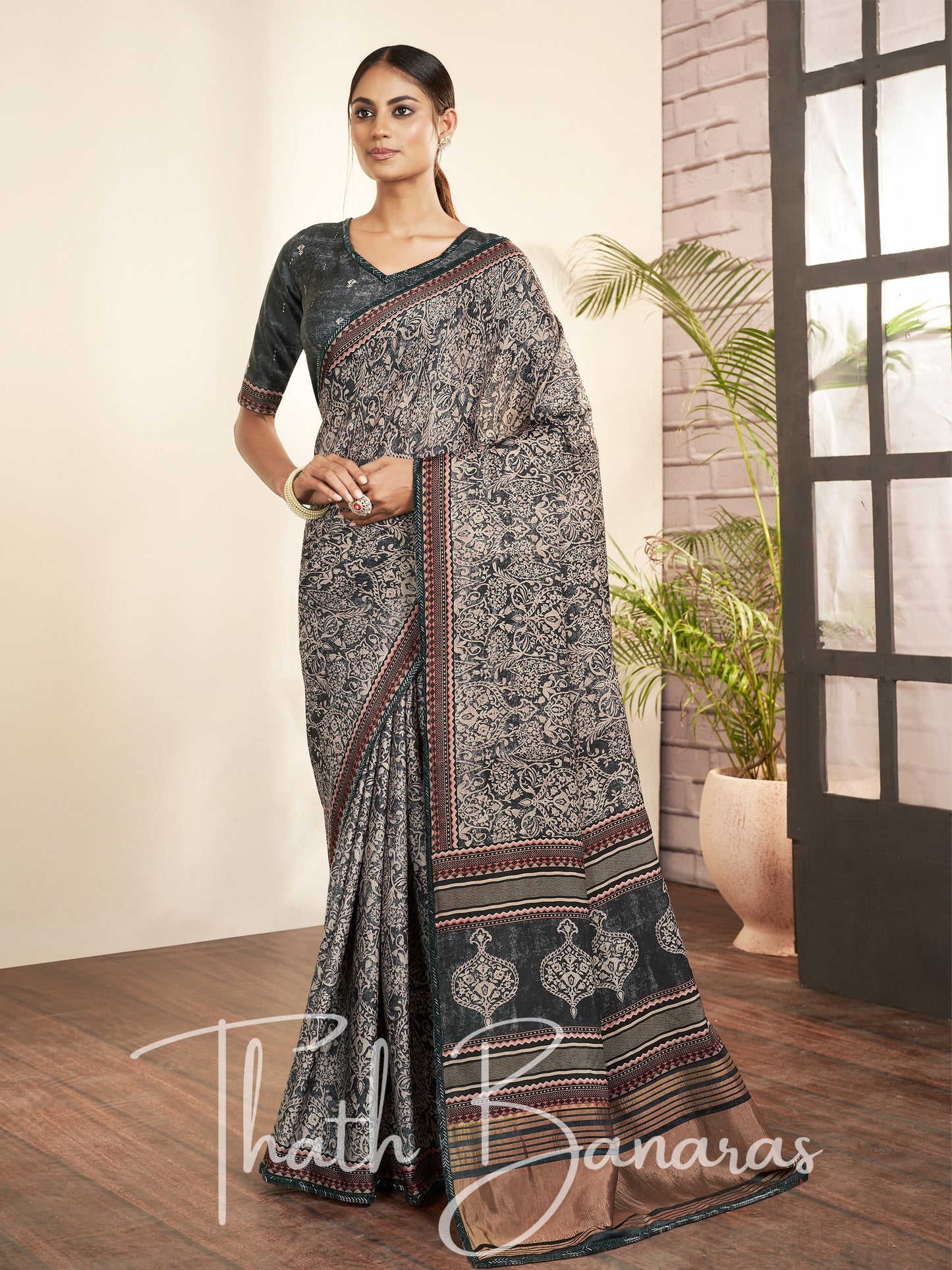 Grey Crape Silk Printed Designer Saree