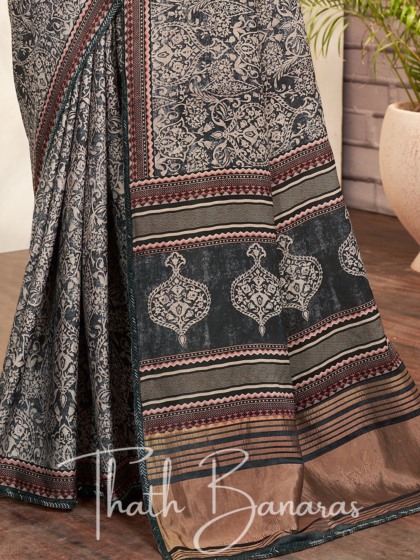 Grey Crape Silk Printed Designer Saree