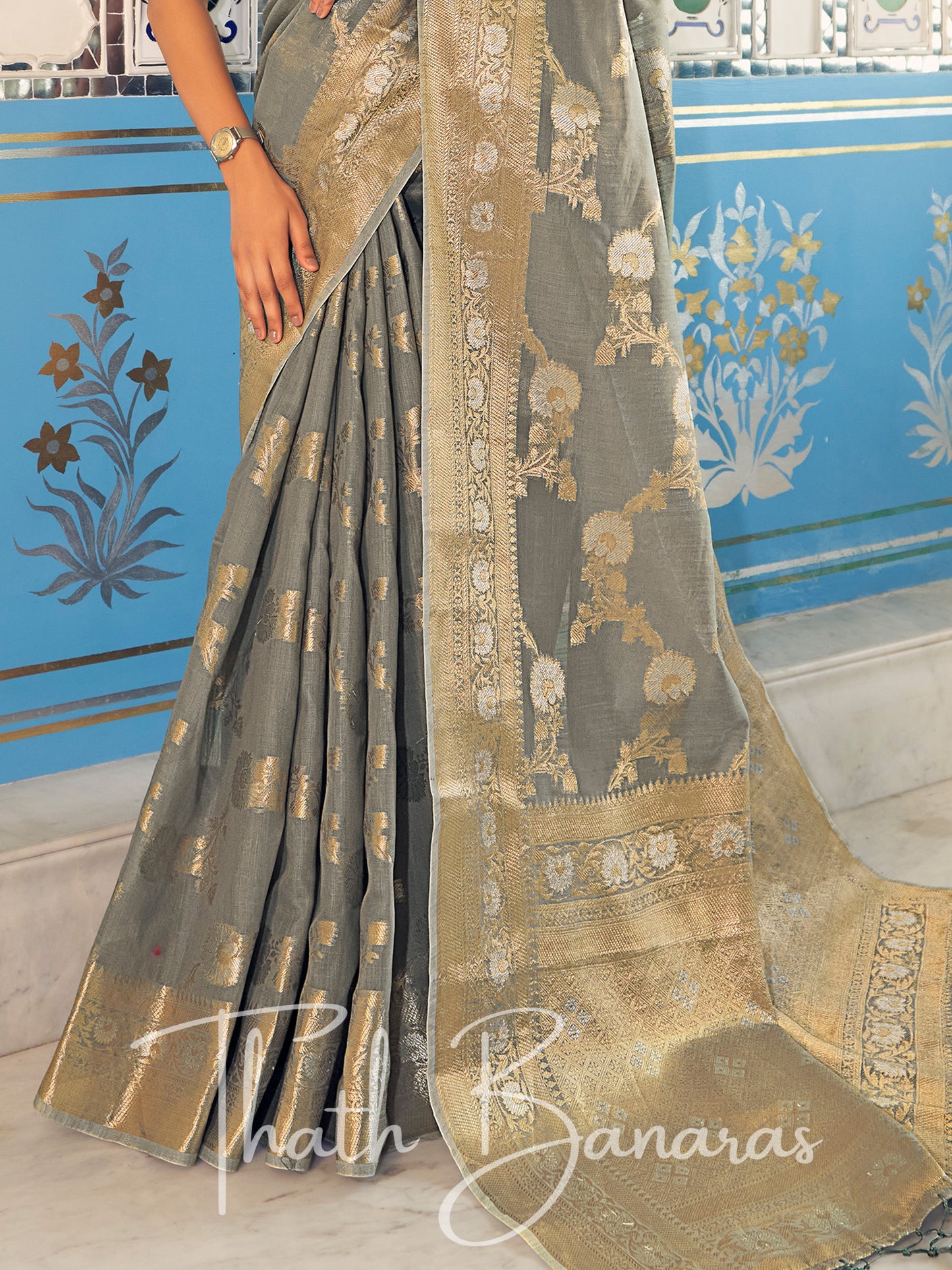 Pearl Gray Stunning Beige Pure Linen Weaving Designer Saree