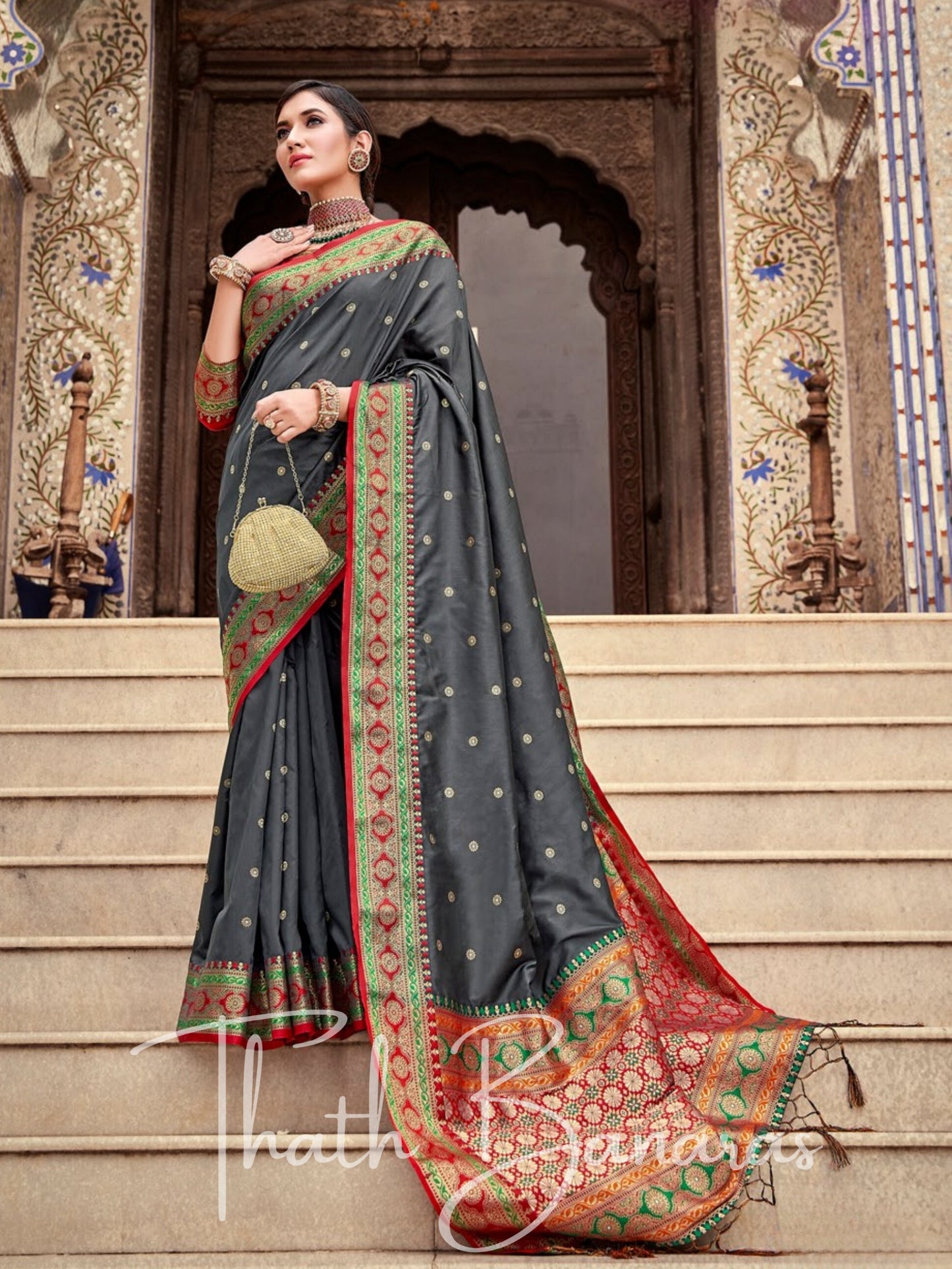 Grey Soft silk weaving Saree with Beautiful Designer border & Pallu