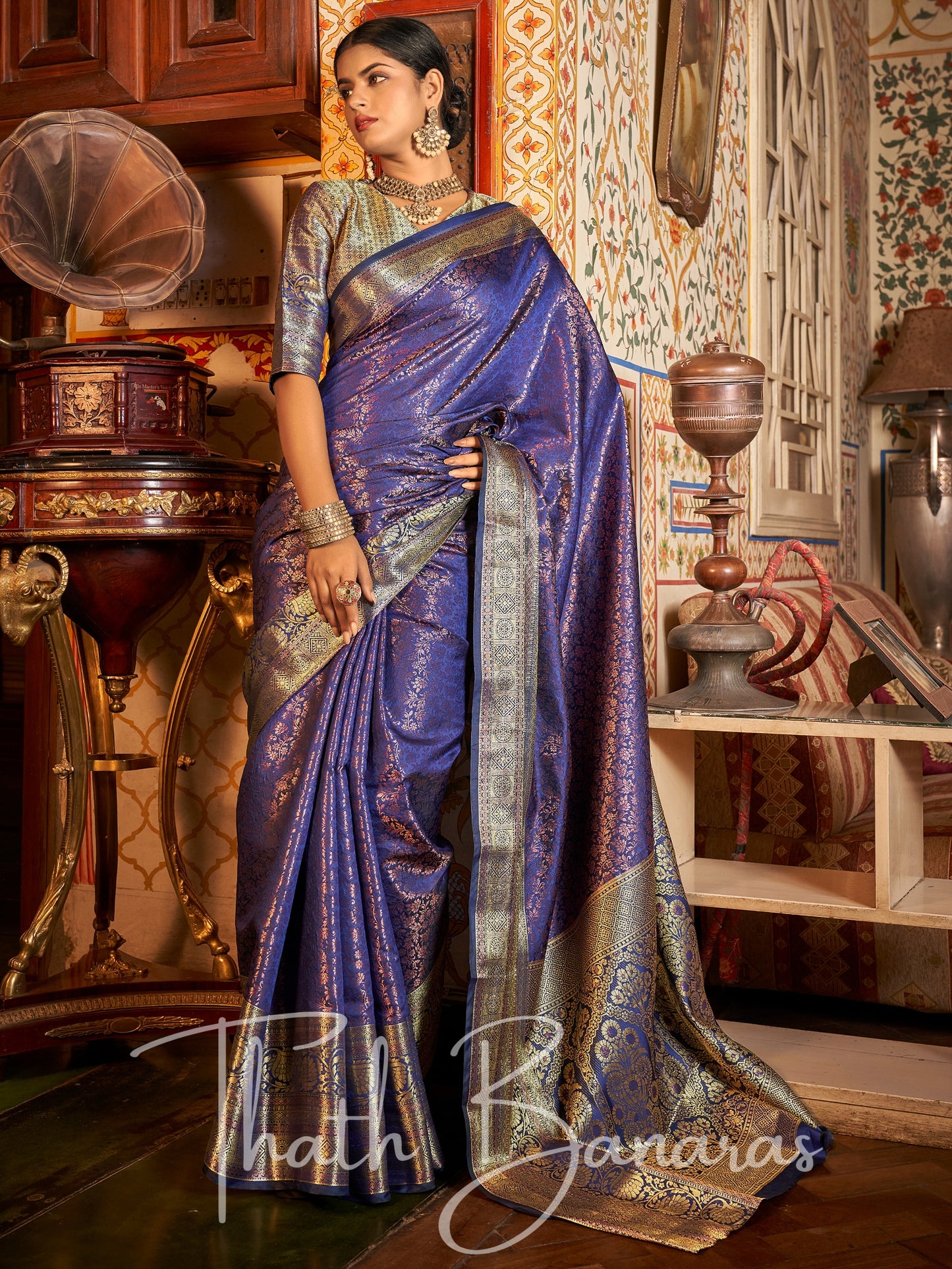 Violet Regal Copper Threads Kanchipuram Saree