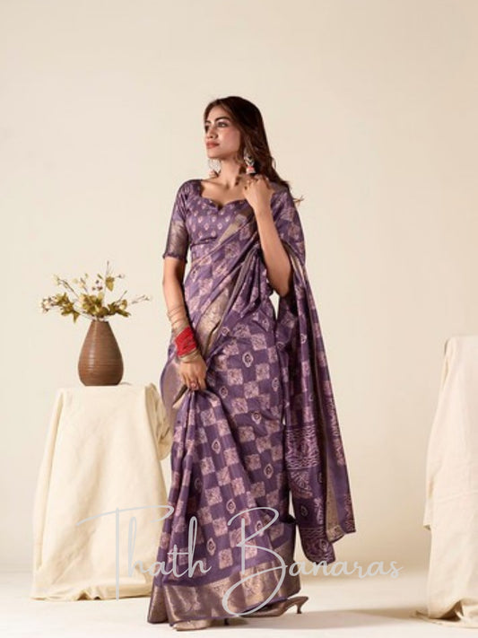 Lavender Luxe MulMul Cotton Saree with Silver-Gold Zari Elegance