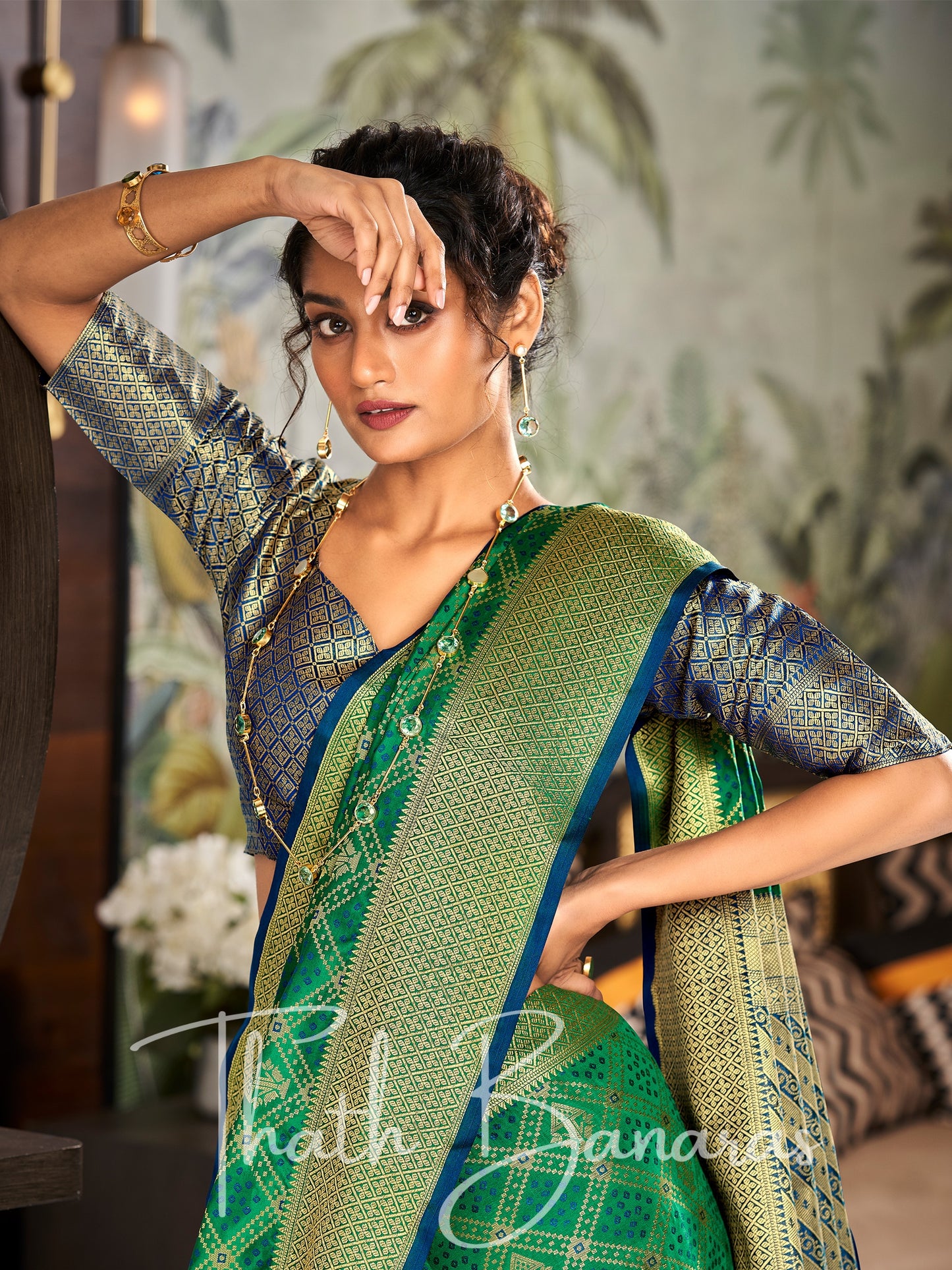 Emerald Green Handloom Patola Soft Silk Ceremonial Classic Saree