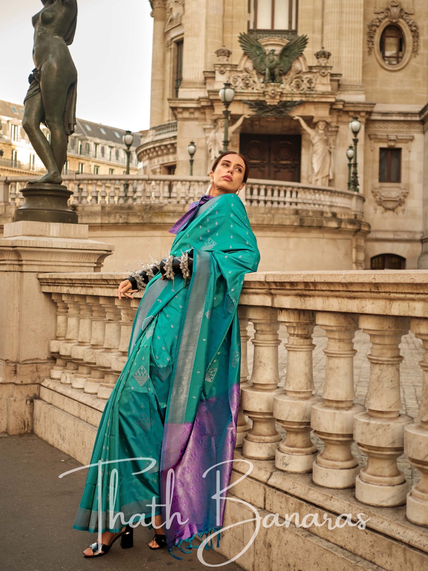 Sea Green Soft Silk Handloom Weaving Saree